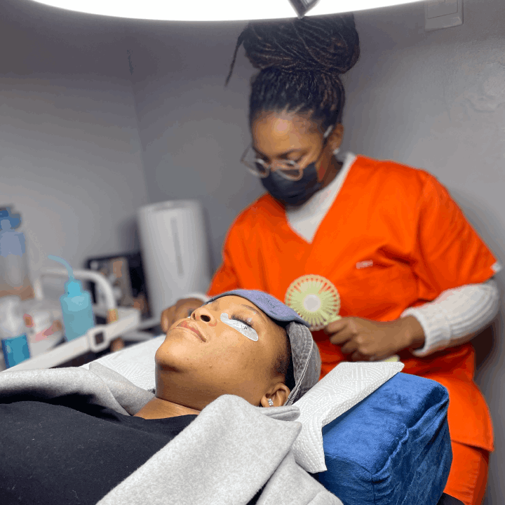 Eyeconic Beauty House